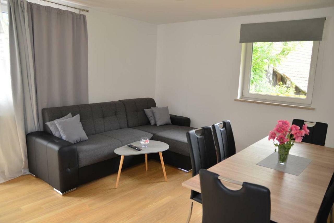 Apartmaji Gaby Гозд Мартулек Екстериор снимка